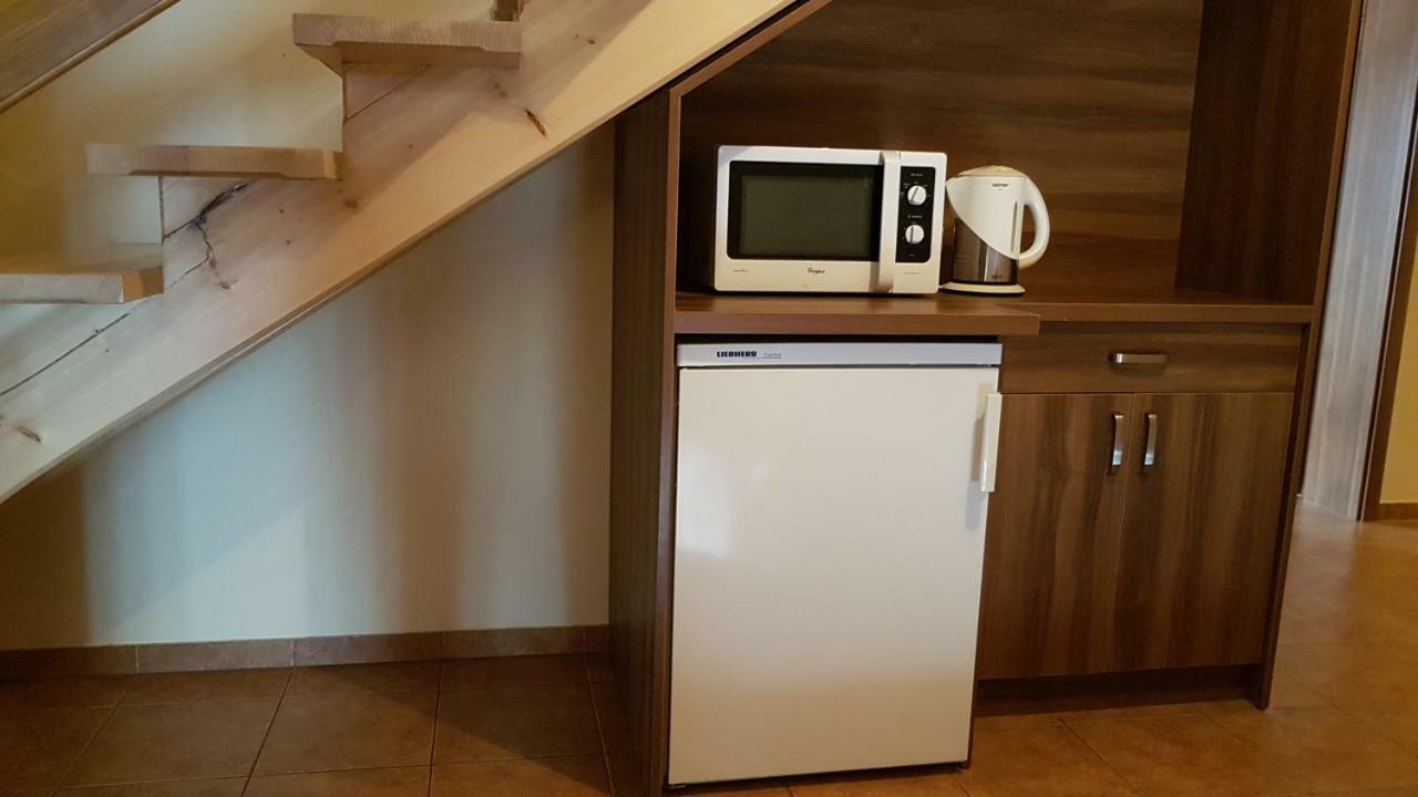 Pokoje Goscinne U Halinki Zab Bagian luar foto